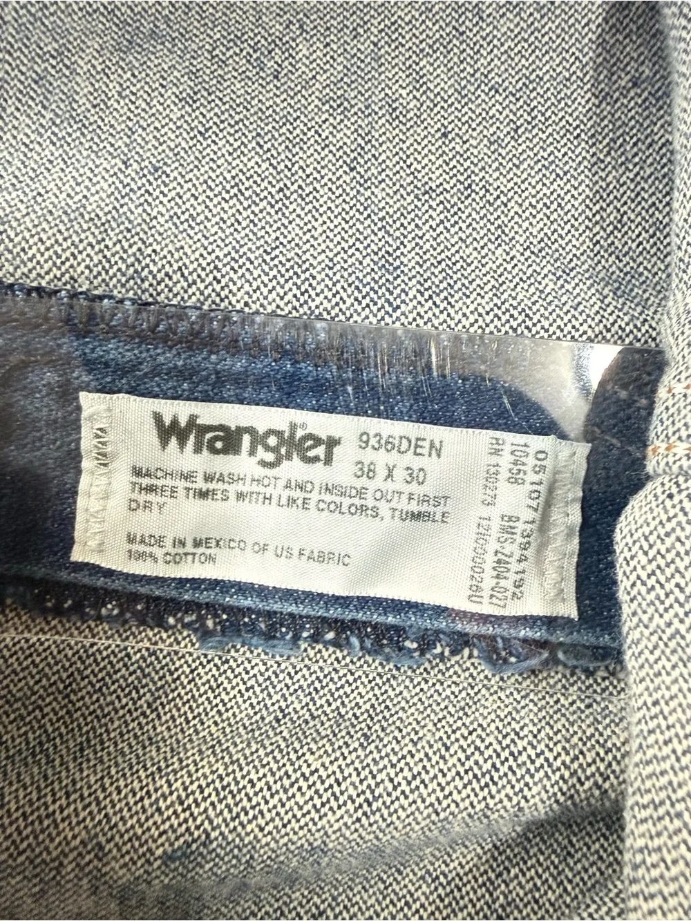 Wrangler Light Blue Denim Jeans - Straight Fit